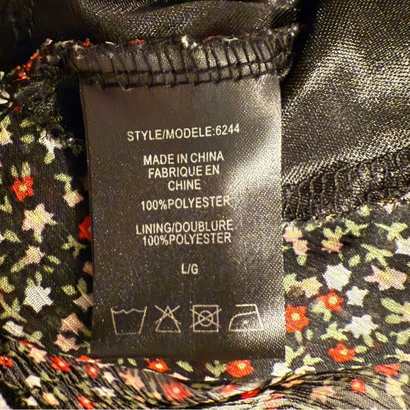 Beechers Brook Ruffled Floral Tank Top - Picture 4 of 6